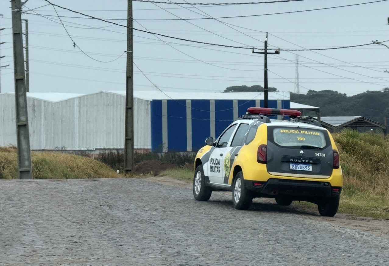 Furto qualificado em caminhões mobiliza perícia e Polícia Civil em Carambeí