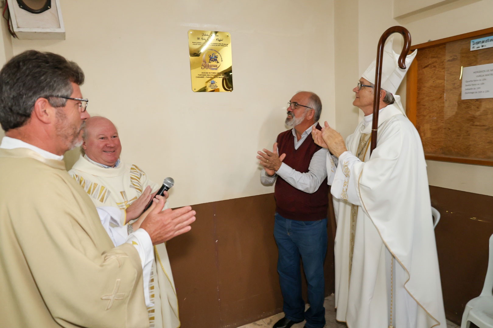 Paróquia Imaculada Conceição celebra 50 anos com missa solene em Carambeí