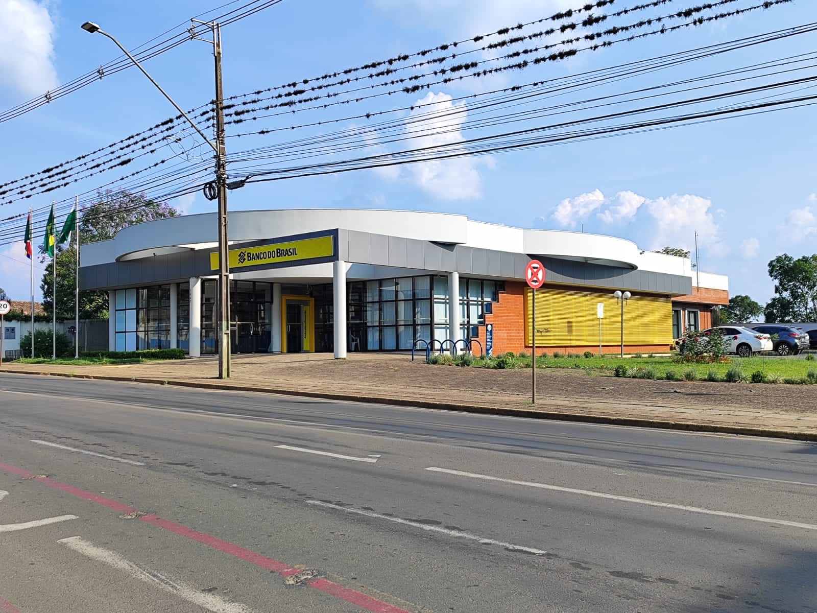 Bancos terão expediente especial em dia de jogos do Brasil na Copa