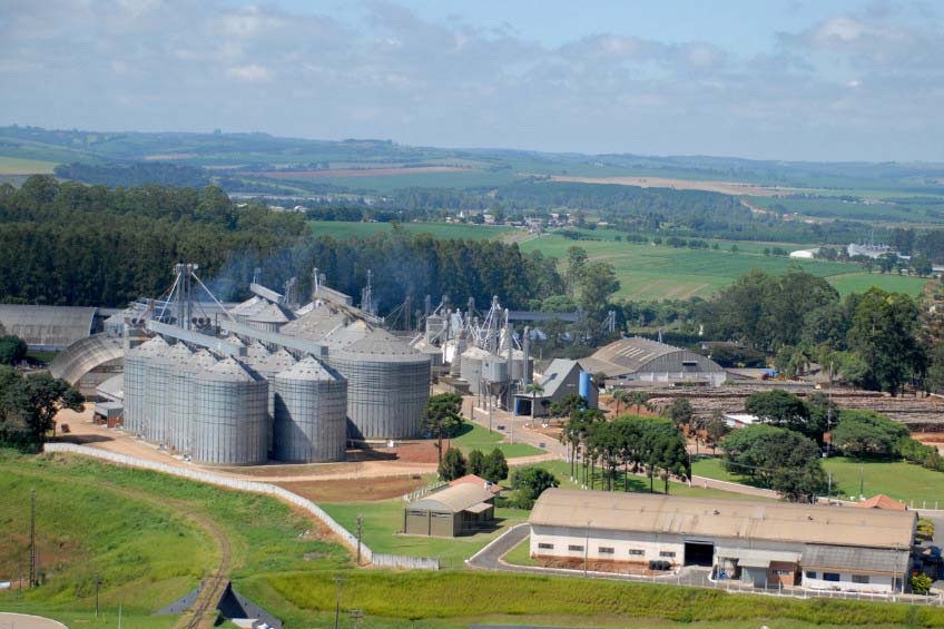 Paraná tem a 3ª maior capacidade de armazenagem agrícola do Brasil, aponta IBGE