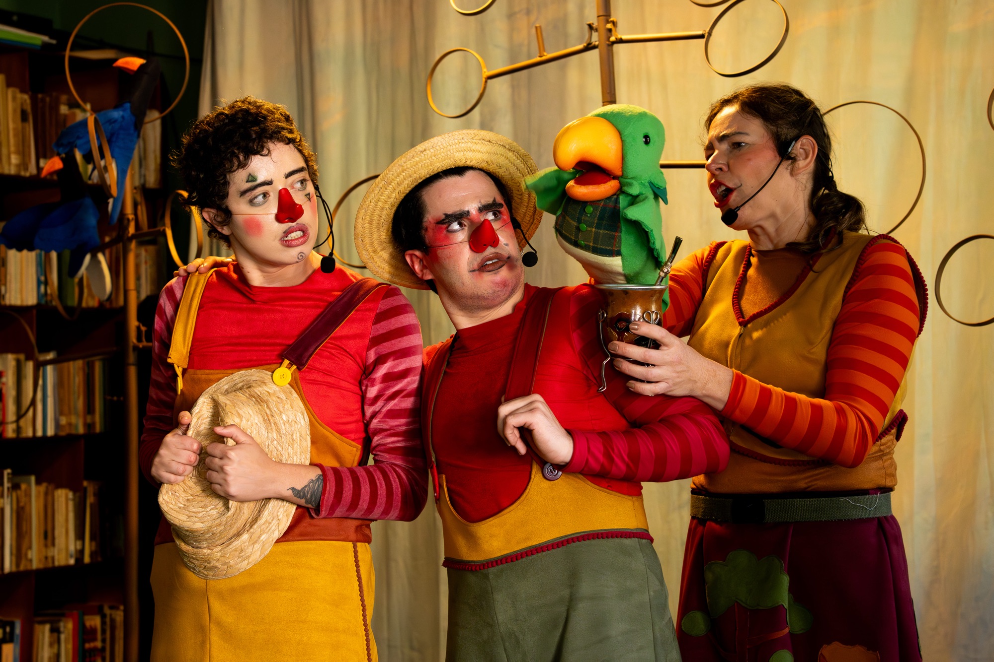 Carambeí&nbsp;recebe&nbsp;teatro gratuito para crianças e famílias neste domingo