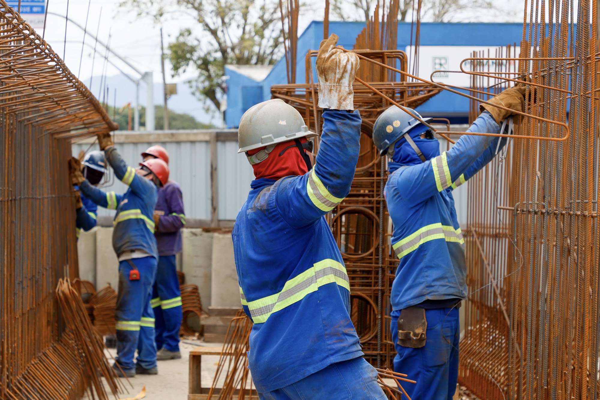 Construtora abre mais de 90 vagas de emprego para obra em Carambeí