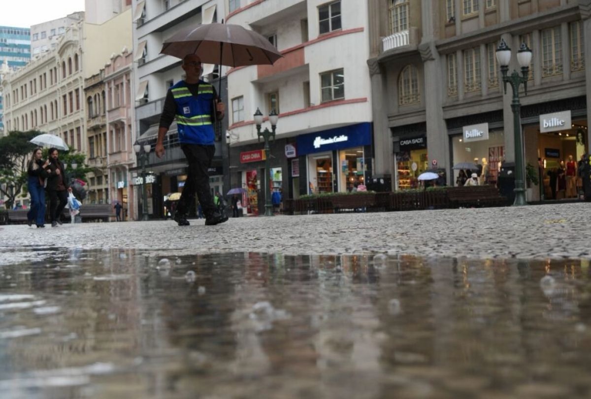 Inmet emite alerta de tempestade para o Sul do Brasil; veja regiões afetadas