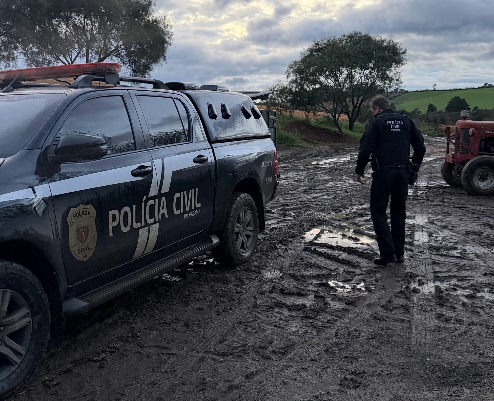 Polícia Civil prende três investigados por tráfico de drogas na região