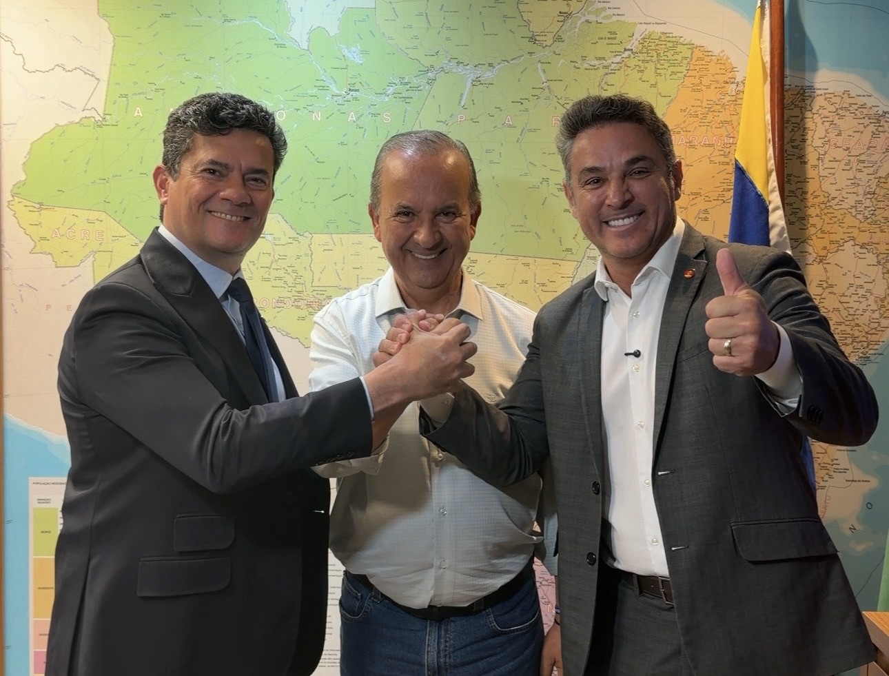 Governadores eleitos do Sul se unem em Brasília para eleger Flávio Bolsonaro no 2º turno