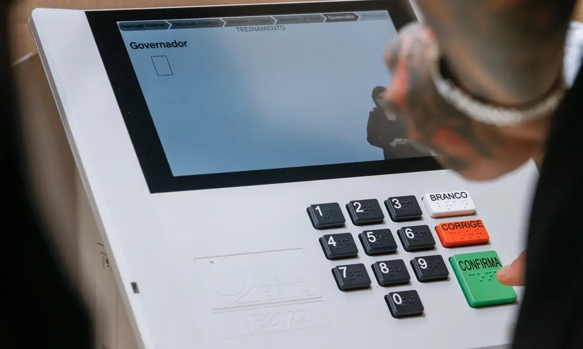 Carambeí registra 82% de participação nas urnas nas Eleições 2026