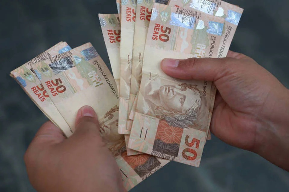 Beneficiários com NIS de final 3 a 0 recebem Bolsa Família de outubro