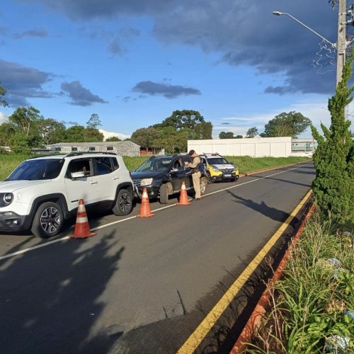 Polícia Militar intensifica fiscalização de trânsito em Carambeí