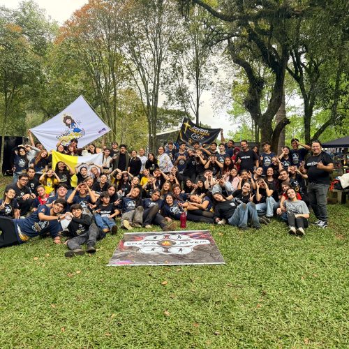 Cerca de 120 jovens de Carambeí participam do DNJ 2026 em Piraí do Sul