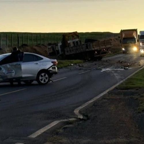 Acidente em rodovia da região envolve três veículos