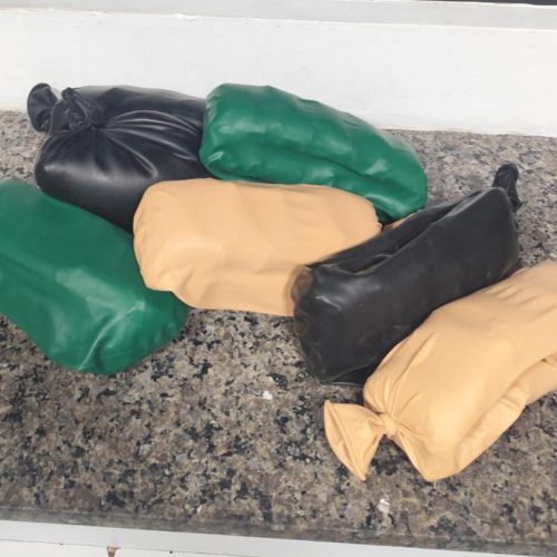 Homem é preso com mais de 7 kg de haxixe em ônibus na PR-151