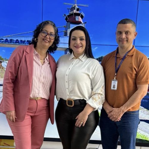 Elisangela apresenta projeto das festividades de 30 anos de Carambeí ao Governo do Estado