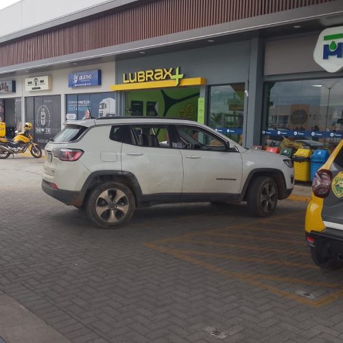 Polícia Militar recupera Jeep roubado em Santa Catarina