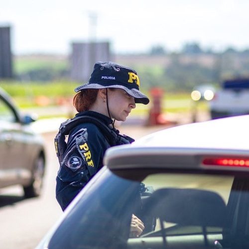 PRF reforça fiscalização nas rodovias federais do Paraná durante o feriado de Nossa Senhora Aparecida