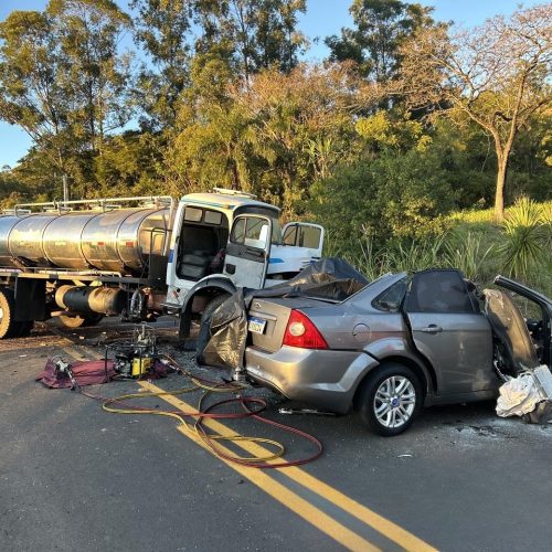 Colisão frontal na região deixa um morto&nbsp;