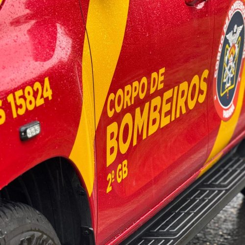 Homem se perde em esgoto ao tentar pegar iPhone em bueiro