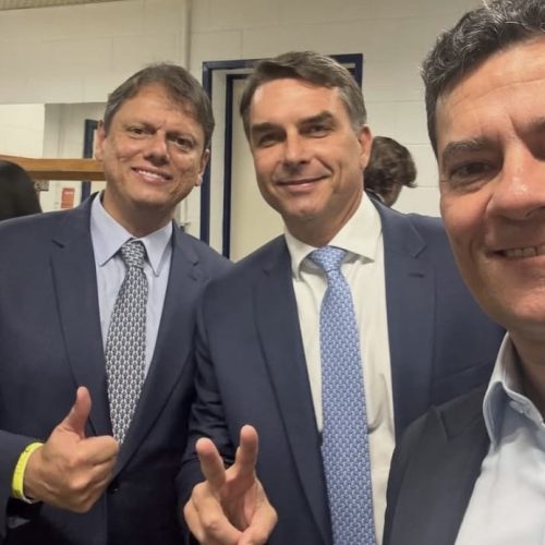 Moro reforça apoio a Flávio Bolsonaro em último debate antes do segundo turno
