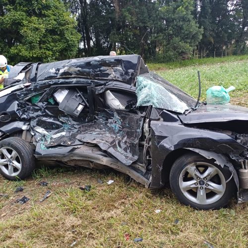 Motorista perde controle e se envolve em acidente em rodovia da região