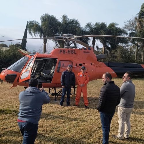Sobrevoo técnico mapeia áreas ambientais em Carambeí e Castro