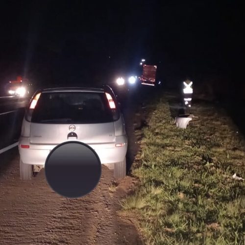 Homem fica ferido após ser atropelado enquanto sinalizava rodovia na PR-151