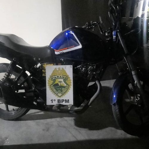 Motocicleta é furtada de revenda e recuperada pela PM em Carambeí