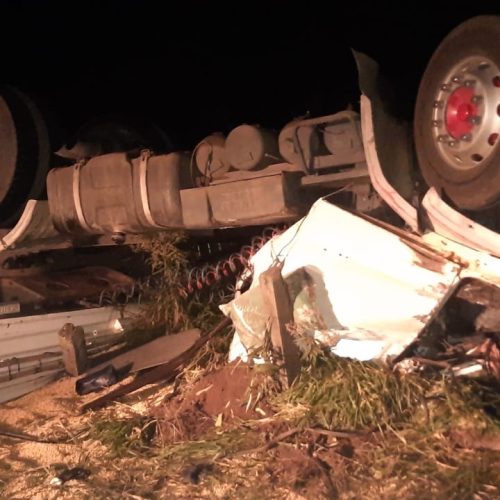 Caminhoneiro de 37 anos morre em acidente na região