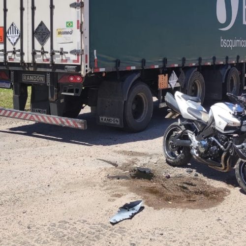 Acidente na PR-151 em Carambeí deixa motociclista ferido