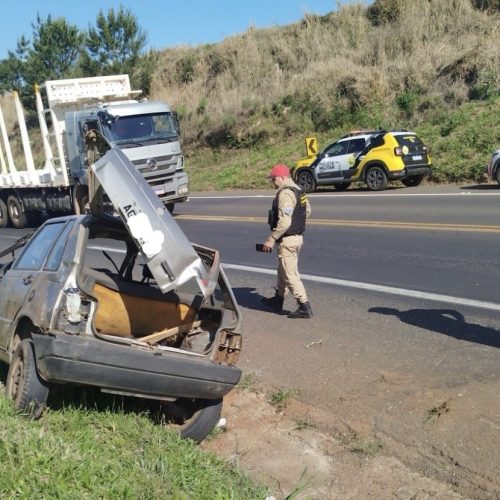 Motorista fica ferido após capotamento na PR-151