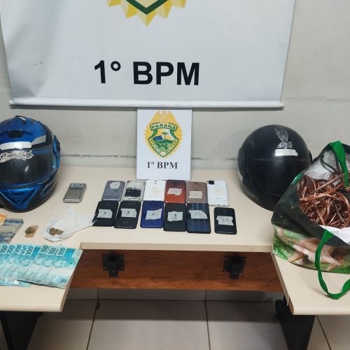 Polícia Militar recupera moto furtada e prende suspeitos de tráfico e receptação&nbsp;na região