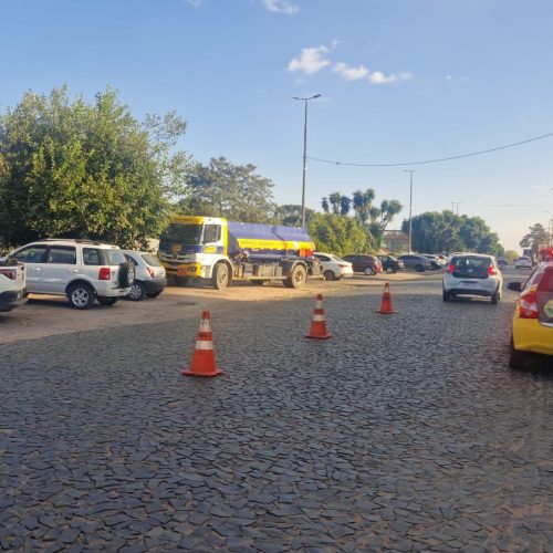 Policiamento reforçado realiza bloqueios e patrulhamento em Carambeí