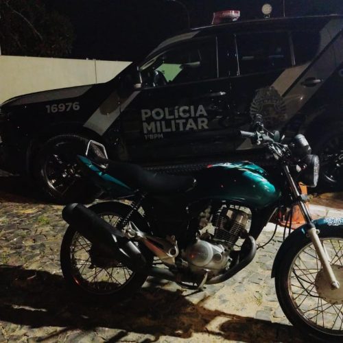 Homem é detido após fuga e direção perigosa com moto adulterada 