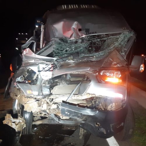 Engavetamento na BR-376 deixa quatro pessoas feridas