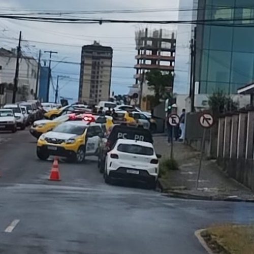 Homens armados roubam malote em Ponta Grossa