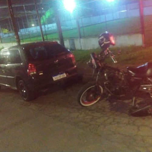 Colisão entre carro e moto mobiliza resgate na PR-151, em Carambeí
