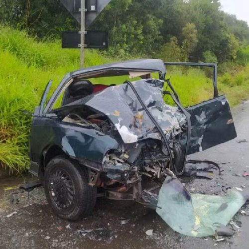 Criança e casal morrem em grave acidente entre carros na BR-277