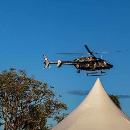 Helicópteros e forças de segurança mobilizam Carambeí em grande operação estadual