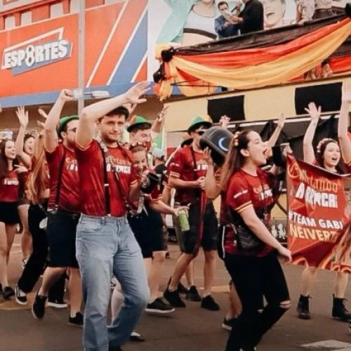 Desfile de abertura da München terá carros alegóricos da Oktoberfest 