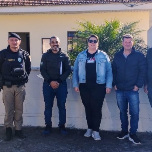 Polícia Militar resgata cão vítima de maus-tratos em Catanduvas, Carambeí