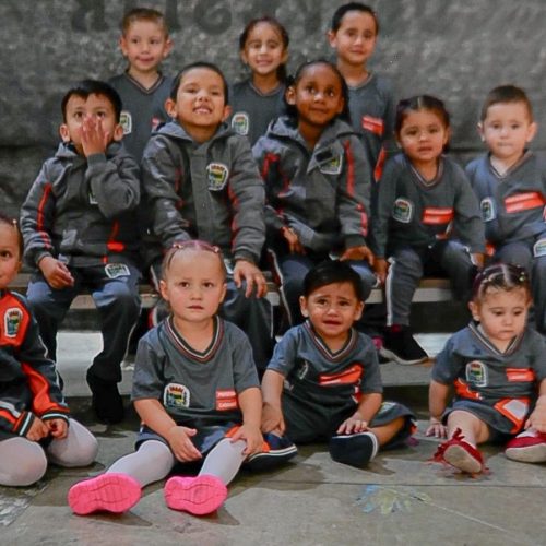 Prefeitura de Carambeí inicia a entrega de uniformes escolares
