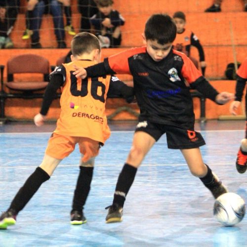 Carambeí, Ipiranga e Castro vencem etapa do Desafio de Futsal da AMCG