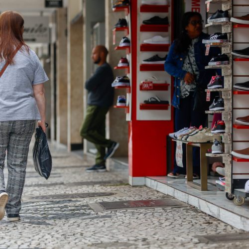 Com R$ 591 bilhões, comércio do Paraná registra a 3ª maior receita bruta do Brasil