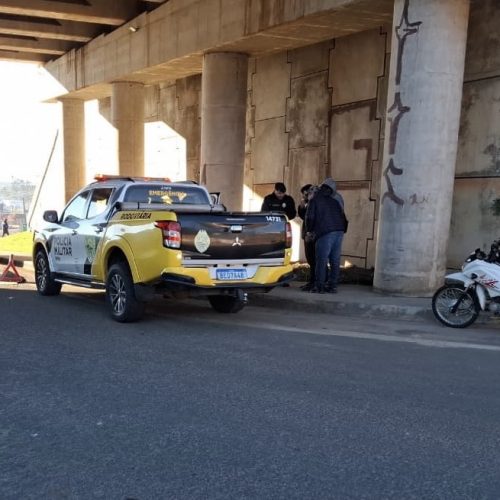 Motociclista fica ferida em colisão frontal na&nbsp;região