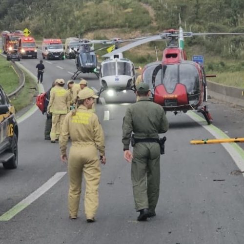 Acidente com múltiplas vítimas mobiliza aeronaves e equipes de resgate na BR-277