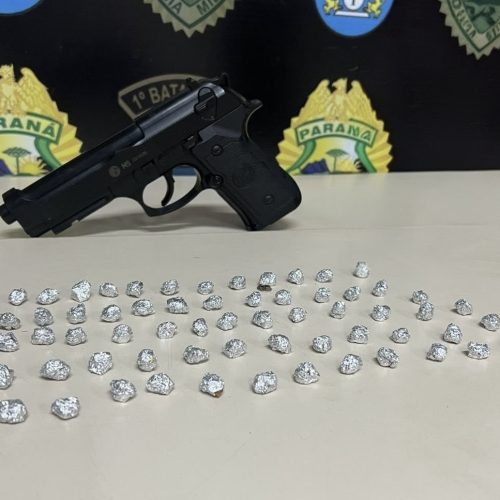 Ação do Choque resulta em prisão e apreensão de drogas após tentativa de fuga