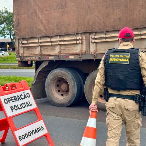 PM registra mais de 2,7 mil infrações durante operação nas rodovias estaduais do Paraná
