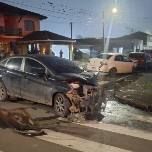 Acidente com suspeita de embriaguez mobiliza equipes em Carambeí