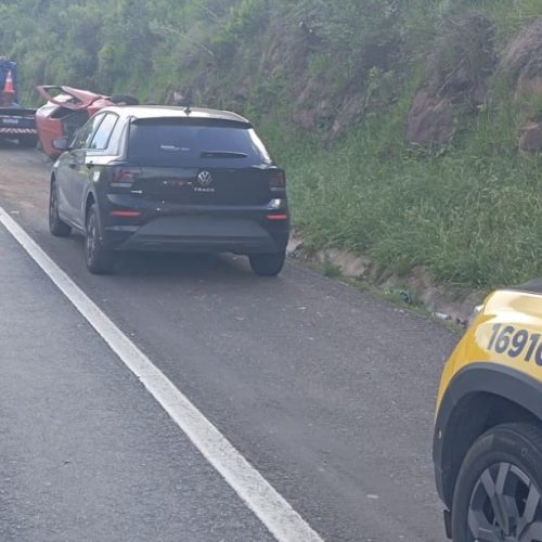 Motorista fica ferido após capotamento na PR-151