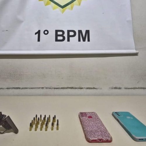 PM cumpre mandado e apreende arma de fogo&nbsp;na região