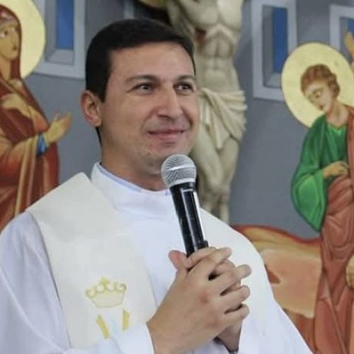 Padre Wilson Morais celebra missa jubilar em Carambeí