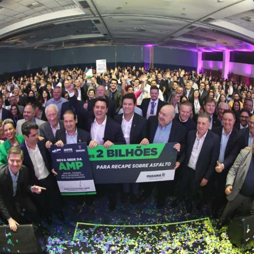 Ratinho Junior anuncia R$ 2 bilhões em recape asfáltico para cidades com até 100 mil habitantes
